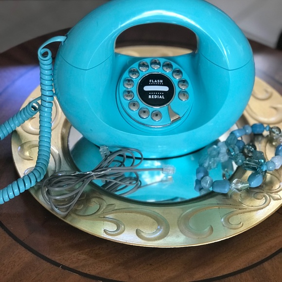 Vintage (Tiffany)blue phone (not tiffany) - Picture 2 of 8